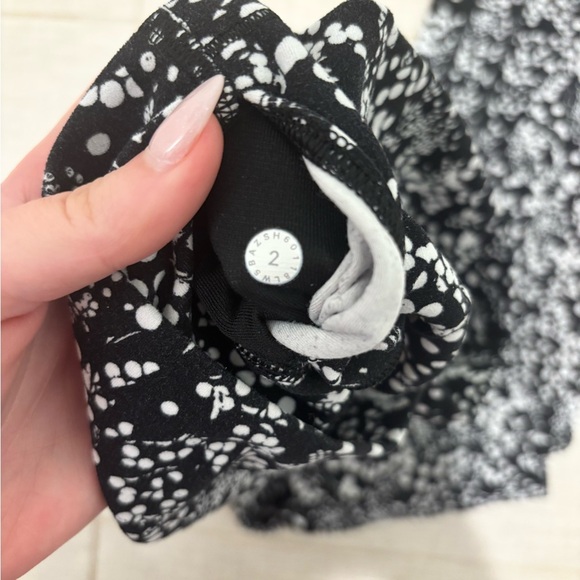 Lululemon Align High Rise Leggings - Picture 2 of 3